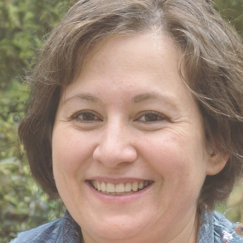 Retrato de Carla Mendoza, especialista en psicología financiera